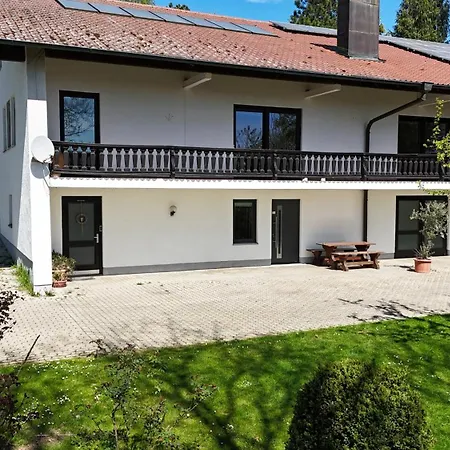 Monteurwohnung Landshut 아파트 *